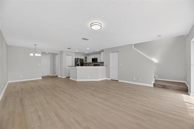 10919 KENSINGTON PARK AVENUE, Riverview, FL 33578