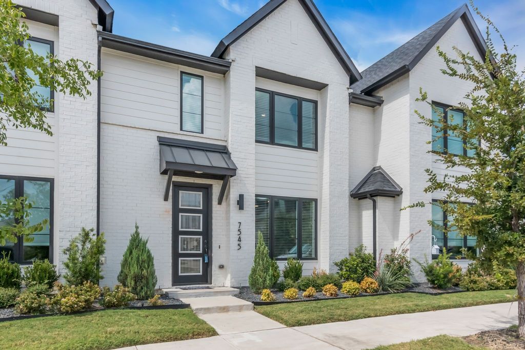 7545 Reis Lane, North Richland Hills, TX 76182