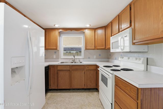 875 Kings Post Road, Rockledge, FL 32955