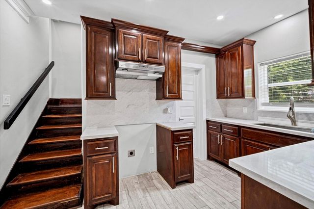 12430 Pecan Court, Houston, TX 77013