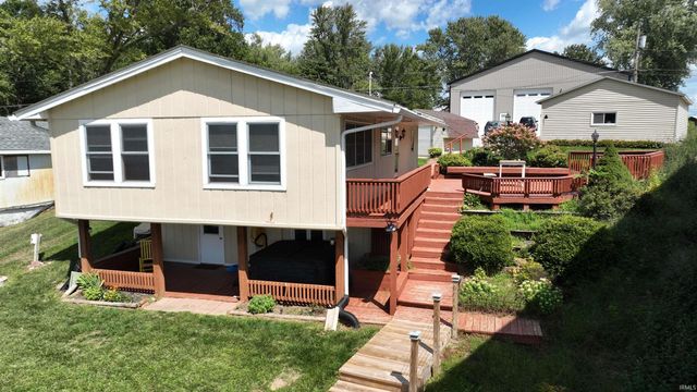 5220 E Wenz Drive, Monticello, IN 47960