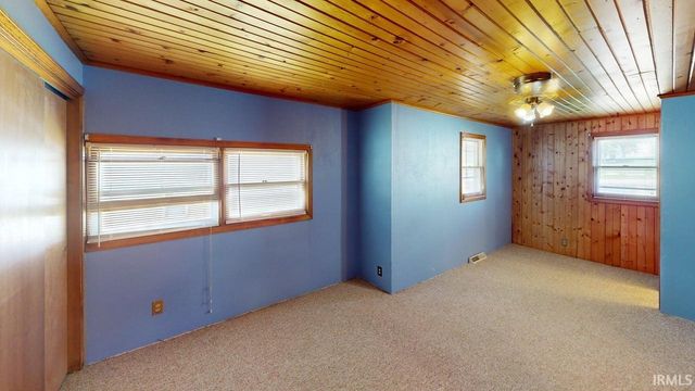 5220 E Wenz Drive, Monticello, IN 47960