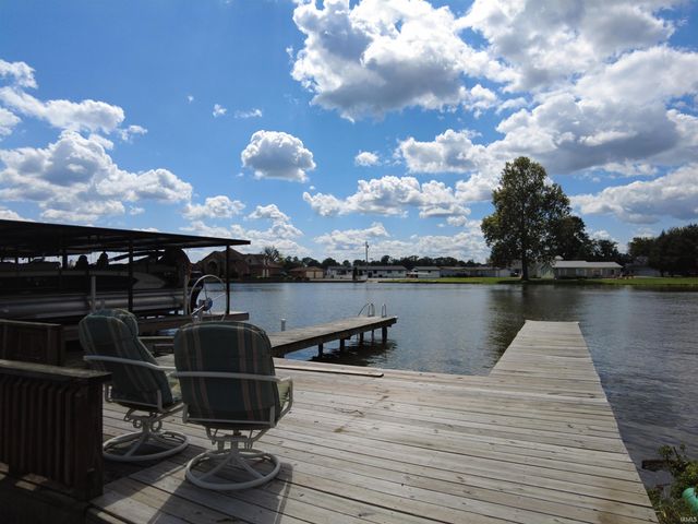 5220 E Wenz Drive, Monticello, IN 47960