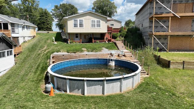5220 E Wenz Drive, Monticello, IN 47960