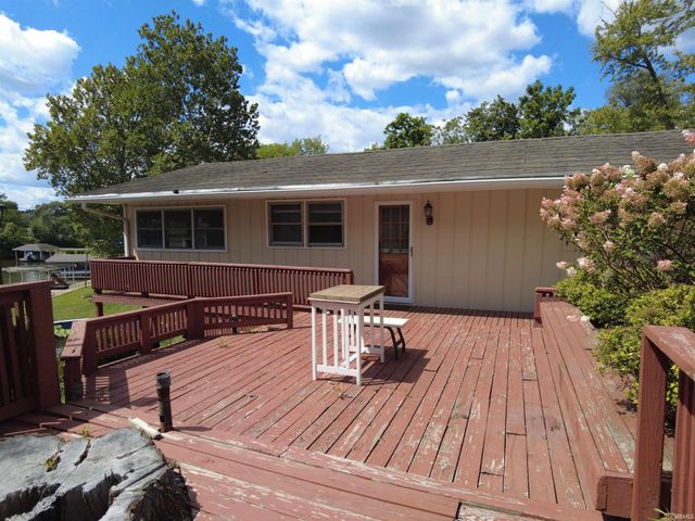 5220 E Wenz Drive, Monticello, IN 47960