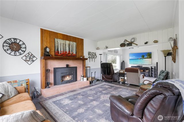 9040 Thunderbird Lane, Concrete, WA 98237