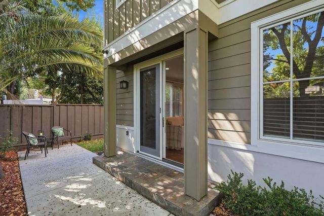 25 Ludina Way, Redwood City, CA 94061