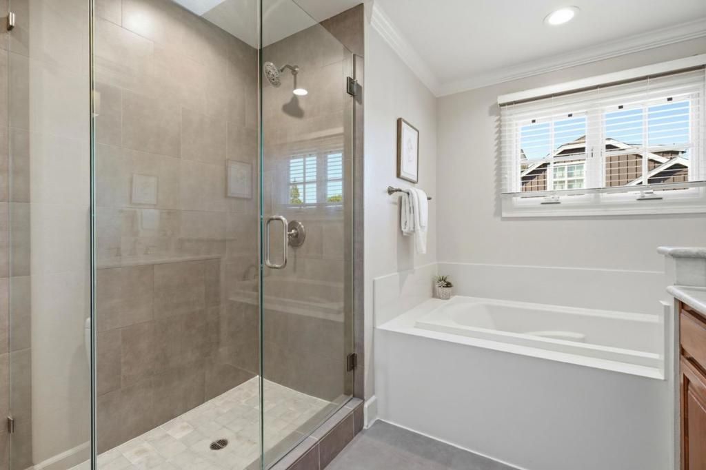 Image 24 of property listing at 25 Ludina Way, Redwood City, CA 94061