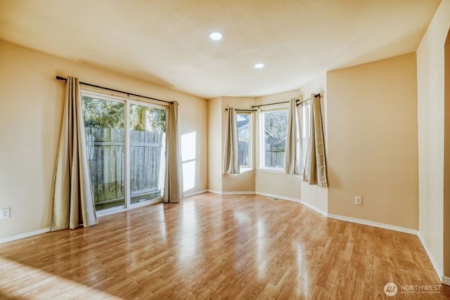 24006 26th Avenue S, Des Moines, WA 98198