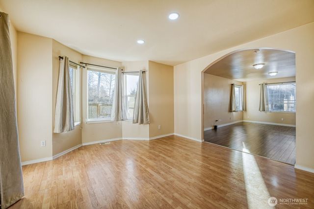 24006 26th Avenue S, Des Moines, WA 98198