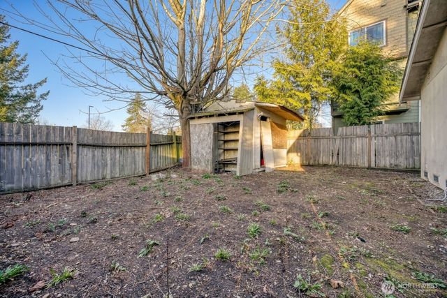 24006 26th Avenue S, Des Moines, WA 98198