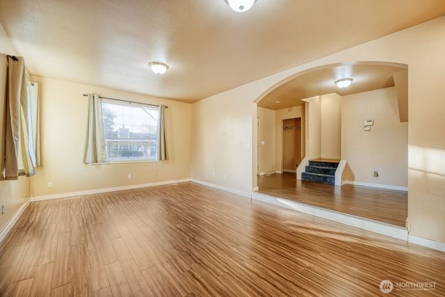 24006 26th Avenue S, Des Moines, WA 98198