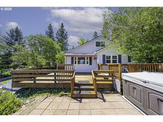 681 LIBERTY St, Ashland, OR 97520
