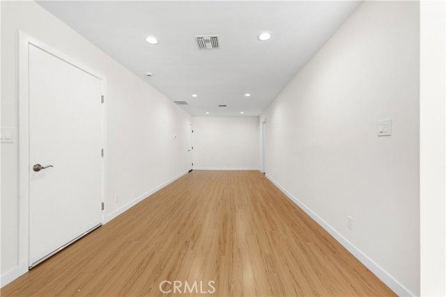 15210 Cohasset Street, Van Nuys (los Angeles), CA 91405