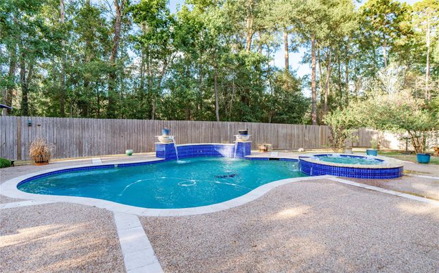 13132 Autumn Ash Drive, Conroe, TX 77302