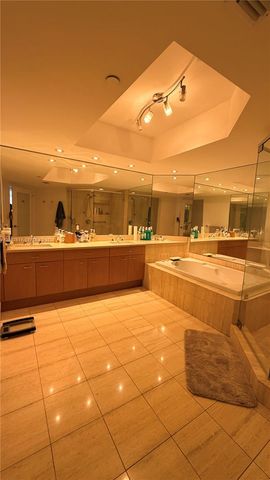 21205 Yacht Club Dr 1201, Aventura, FL 33180
