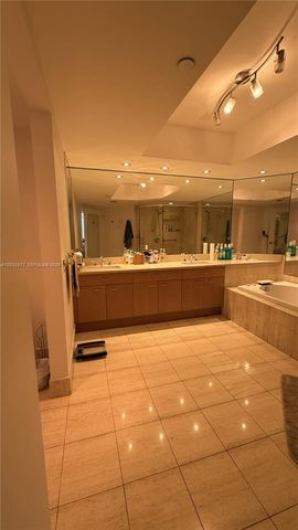 21205 Yacht Club Dr 1201, Aventura, FL 33180