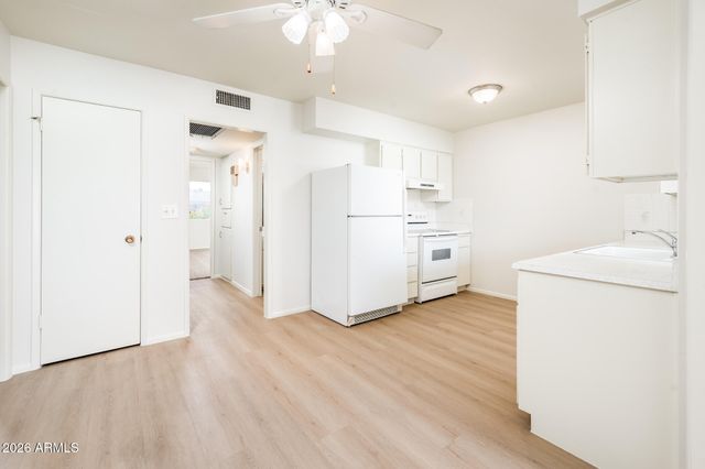 13820 N Silverbell Drive, Sun City, AZ 85351