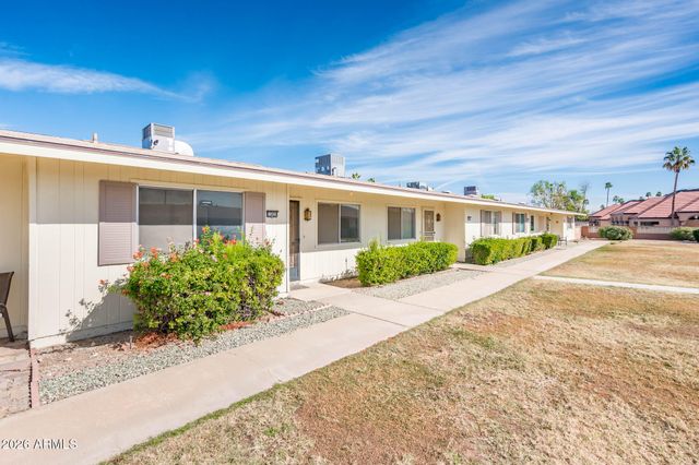 13820 N Silverbell Drive, Sun City, AZ 85351