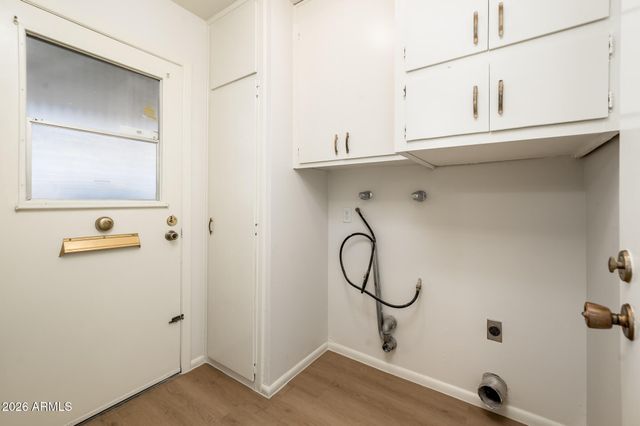 13820 N Silverbell Drive, Sun City, AZ 85351