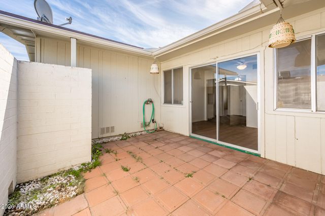 13820 N Silverbell Drive, Sun City, AZ 85351