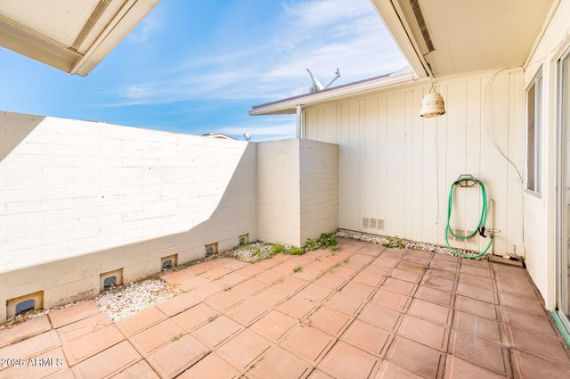 13820 N Silverbell Drive, Sun City, AZ 85351
