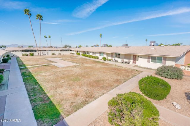 13820 N Silverbell Drive, Sun City, AZ 85351