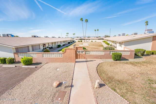 13820 N Silverbell Drive, Sun City, AZ 85351