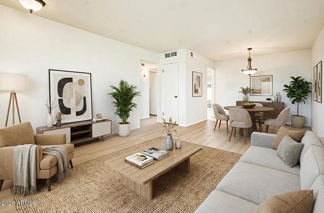 13820 N Silverbell Drive, Sun City, AZ 85351