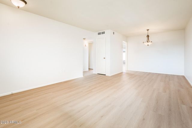 13820 N Silverbell Drive, Sun City, AZ 85351