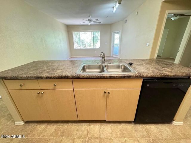 18416 N Cave Creek Road Apt 2027, Phoenix, AZ 85032