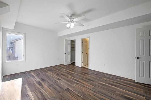 10105 NW River Hills Drive, Parkville, MO 64152