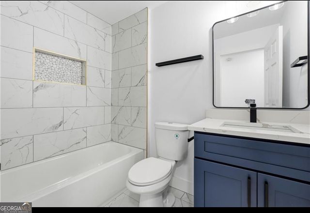 6677 Fielder Road, Rex, GA 30273