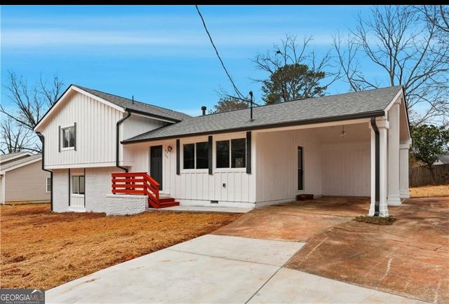 6677 Fielder Road, Rex, GA 30273