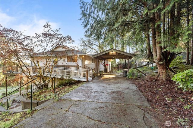 7676 Kauppila Lane, Gig Harbor, WA 98335
