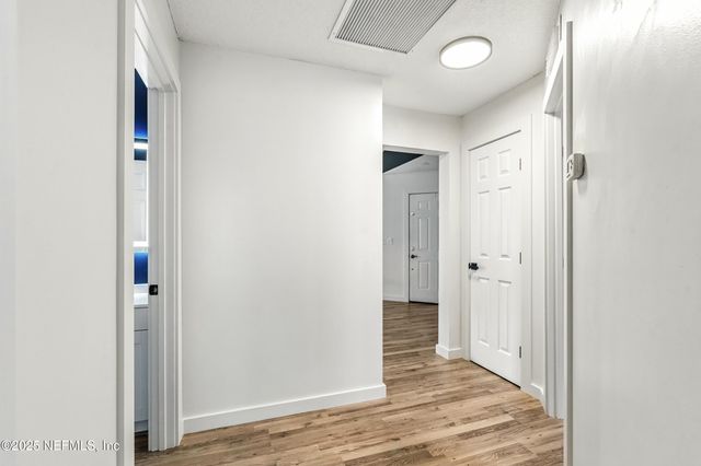 3925 PEBBLE BROOKE Circle, Orange Park, FL 32065