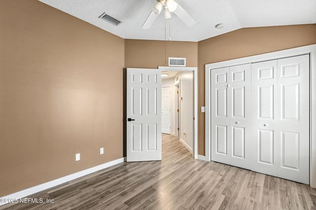 3925 PEBBLE BROOKE Circle, Orange Park, FL 32065