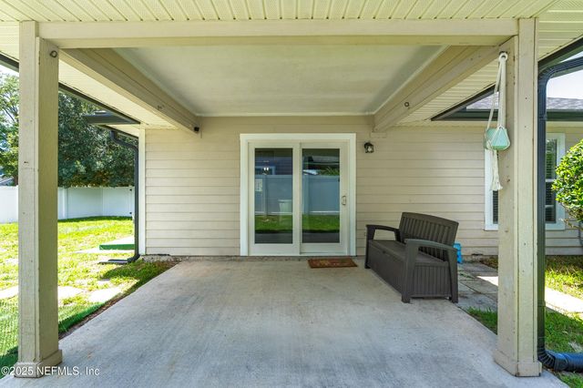 3925 PEBBLE BROOKE Circle, Orange Park, FL 32065