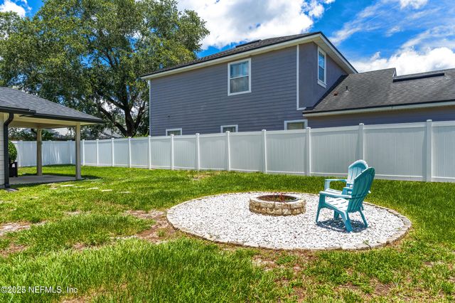 3925 PEBBLE BROOKE Circle, Orange Park, FL 32065