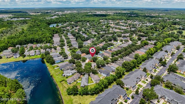3925 PEBBLE BROOKE Circle, Orange Park, FL 32065
