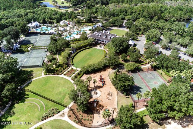 3925 PEBBLE BROOKE Circle, Orange Park, FL 32065