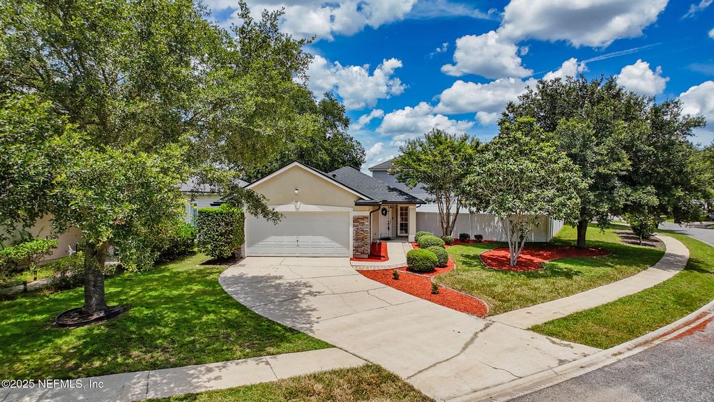 3925 PEBBLE BROOKE Circle, Orange Park, FL 32065