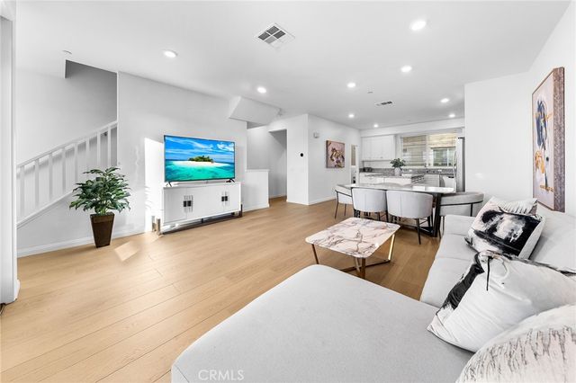 249 Steely, Irvine, CA 92614