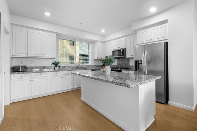 249 Steely, Irvine, CA 92614