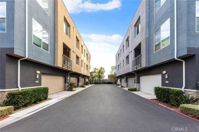 249 Steely, Irvine, CA 92614
