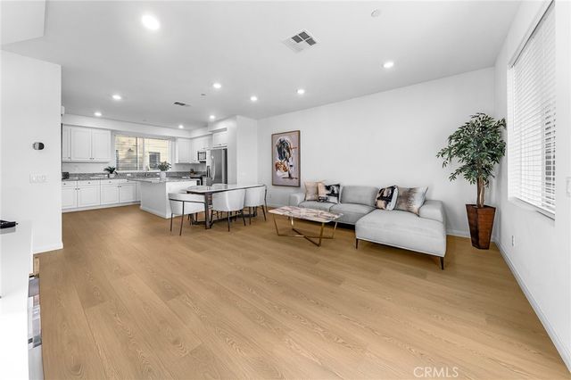 249 Steely, Irvine, CA 92614