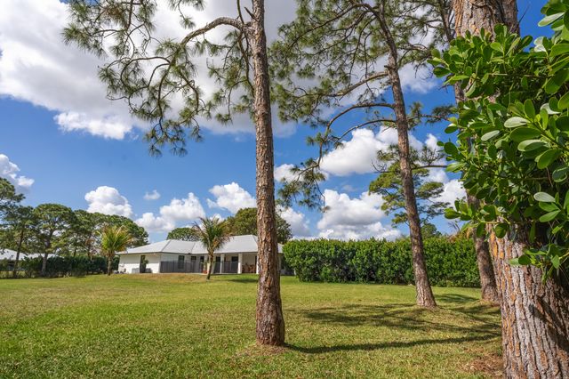 15824 74th Avenue N, Palm Beach Gardens, FL 33418