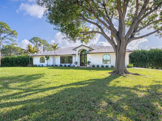 15824 74th Avenue N, Palm Beach Gardens, FL 33418