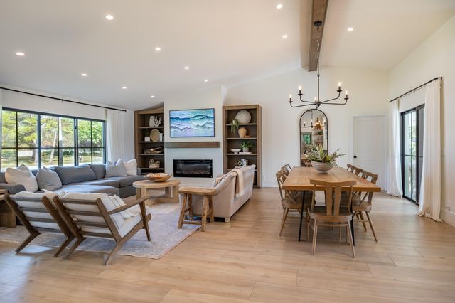 15824 74th Avenue N, Palm Beach Gardens, FL 33418