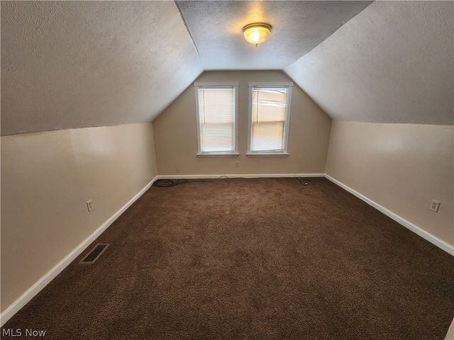 1517 Larchmont Road, Cleveland, OH 44110